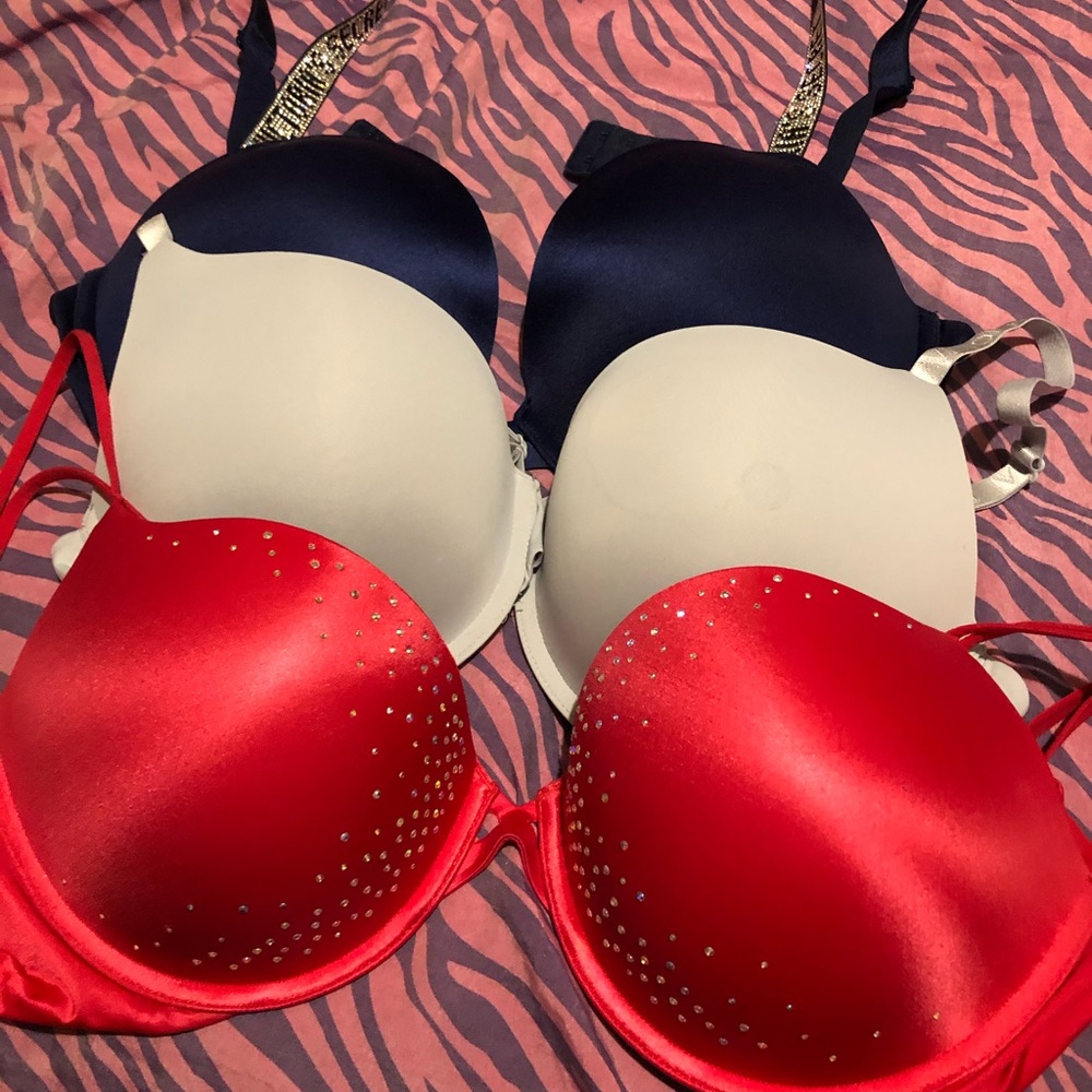 Set of three  Victoria secret 36d bras